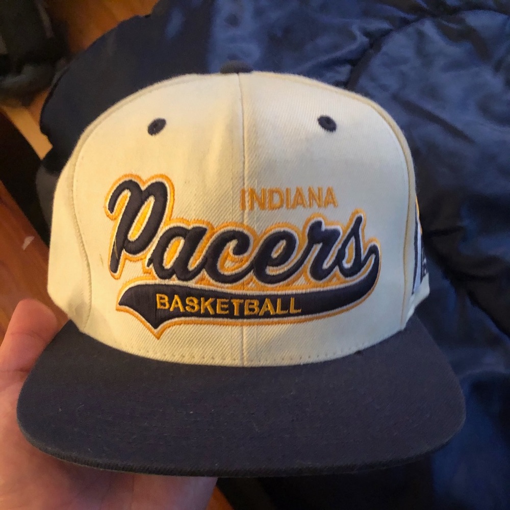 Mitchell & Ness Indiana Pacers SnapBack